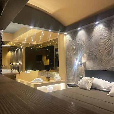 Montesantogroup House Nel Centro Di Holiday home Naples