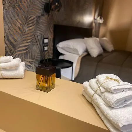Holiday home Montesantogroup House Nel Centro Di
